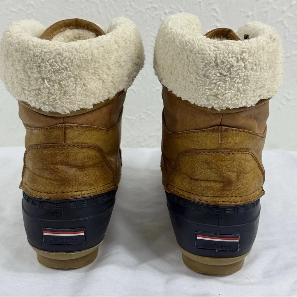 Tommy Hilfiger Brown and Navy Winter Duck Boots‎ Faux Fur Lining